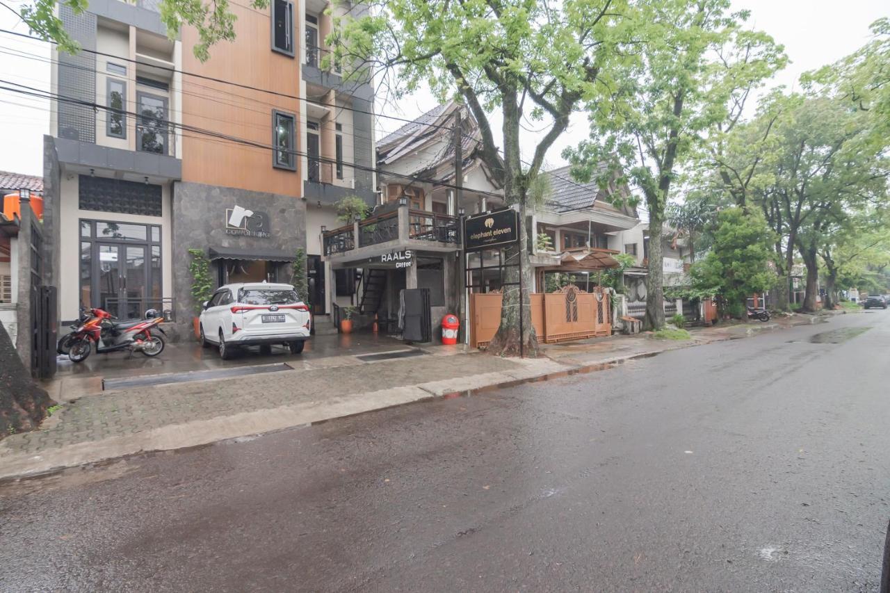 Urbanview Elephant Eleven Residence Bandung Exterior foto